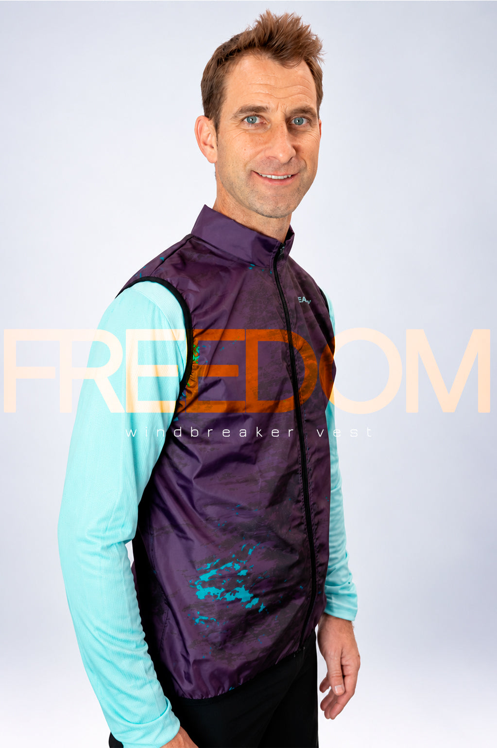 SLEEVELESS WINDBREAKER WITHOUT POCKETS